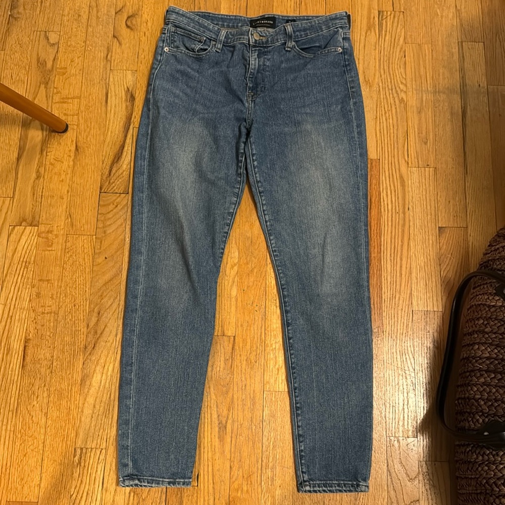 EUC Lucky Brand Ava Skinny Jeans